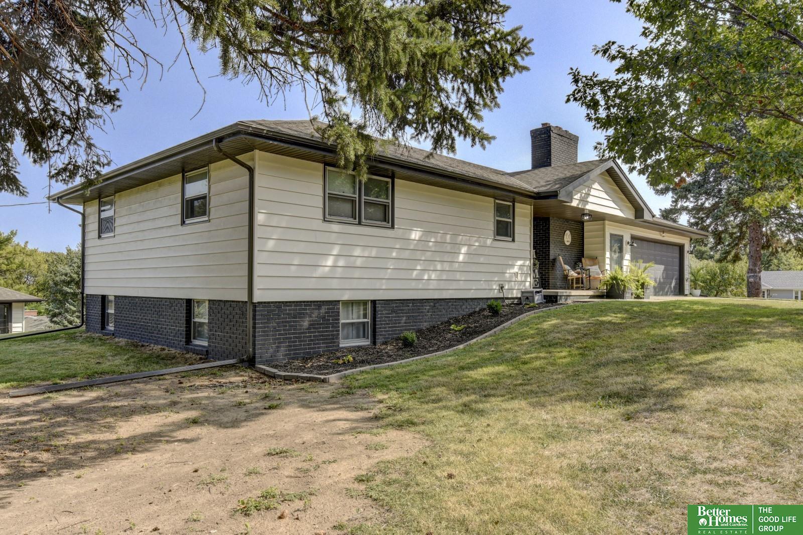 454 S 22nd Street