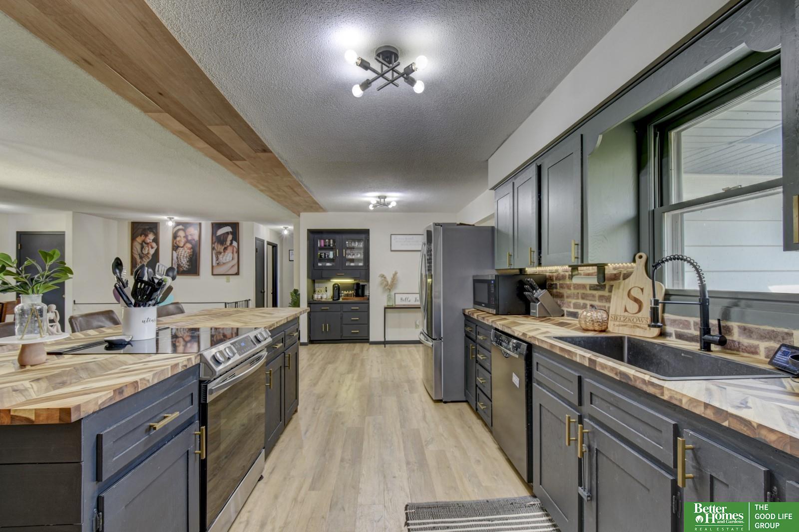 454 S 22nd Street