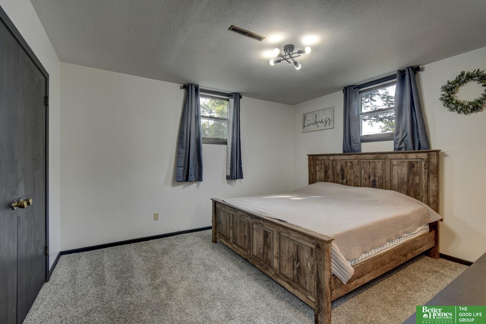454 S 22nd Street