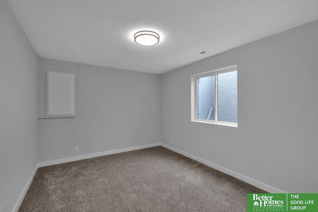 8116 N 167th Street