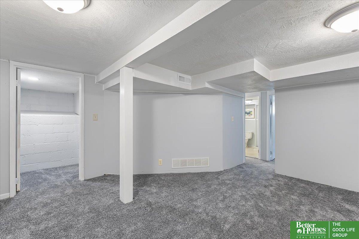 5841 Ruggles Street