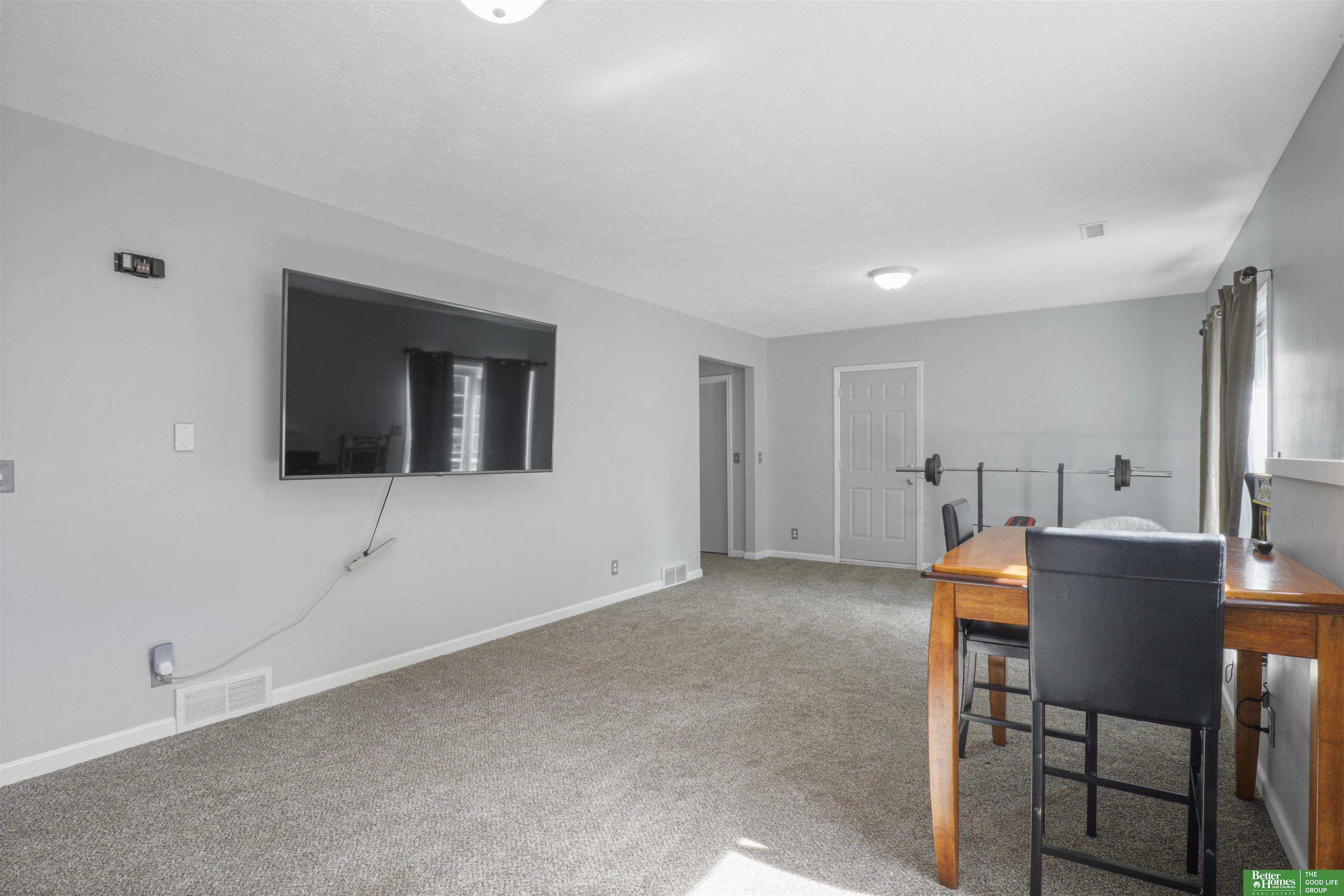 10953 Arrowhead Drive