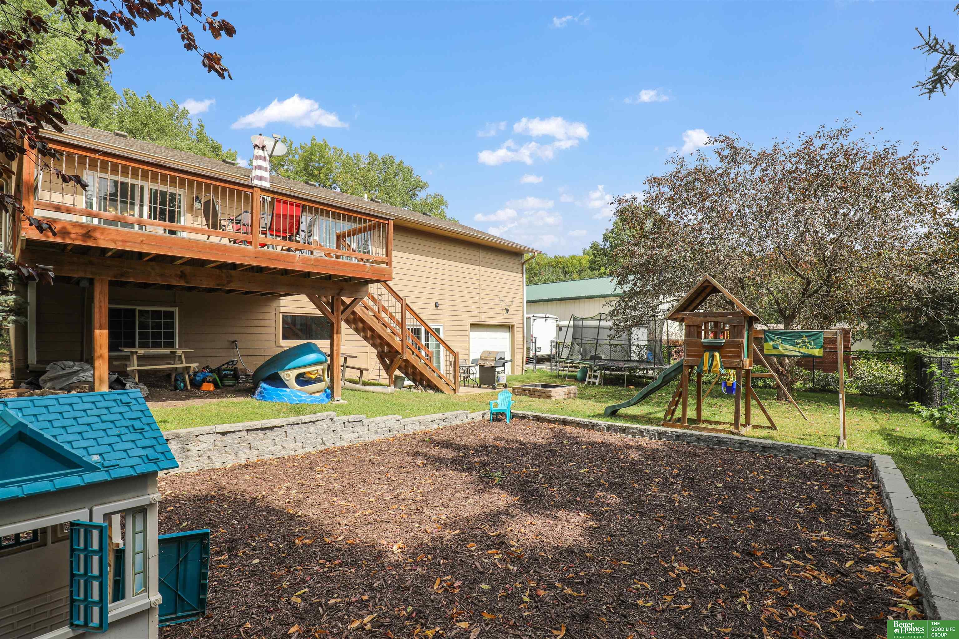 10953 Arrowhead Drive