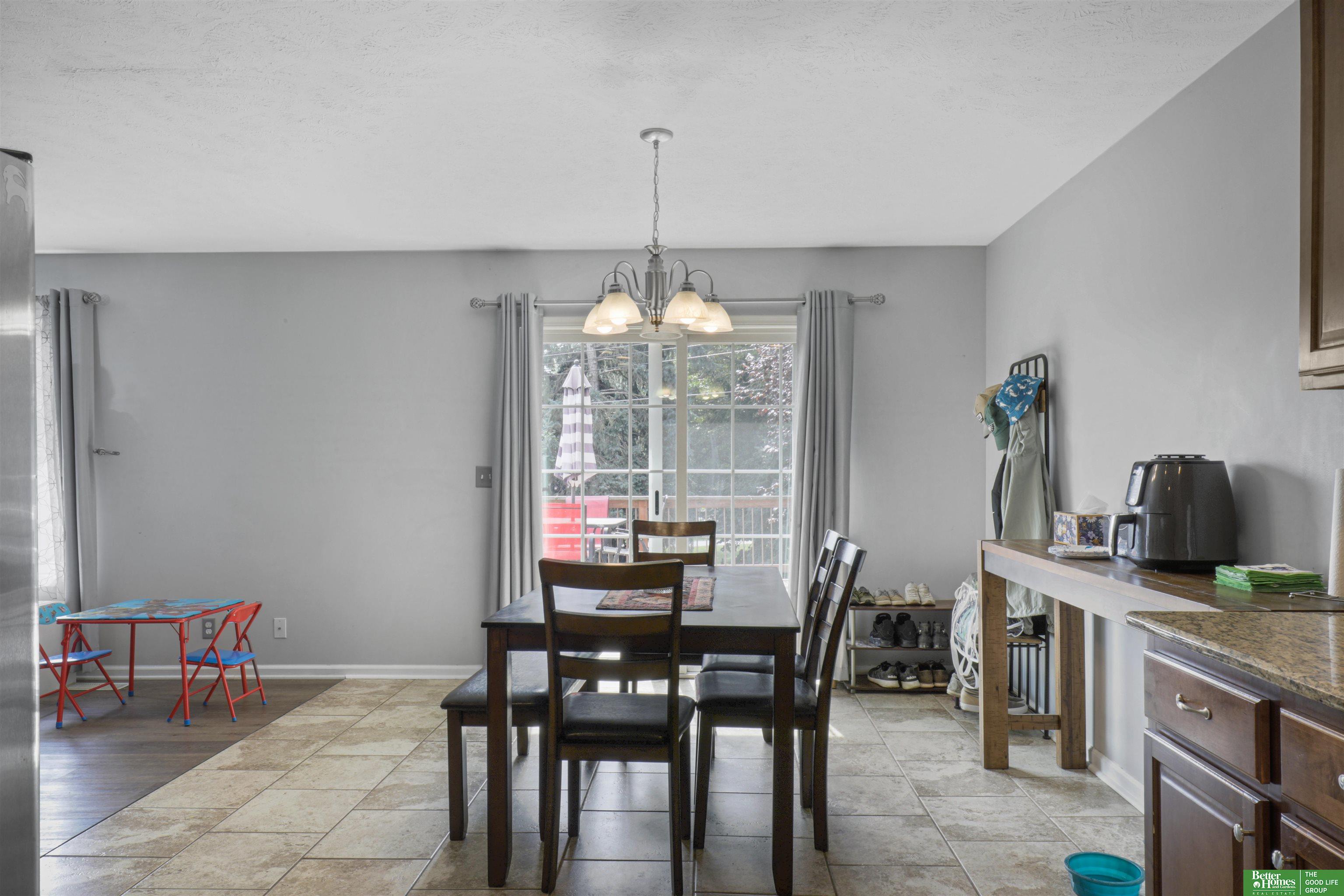 10953 Arrowhead Drive