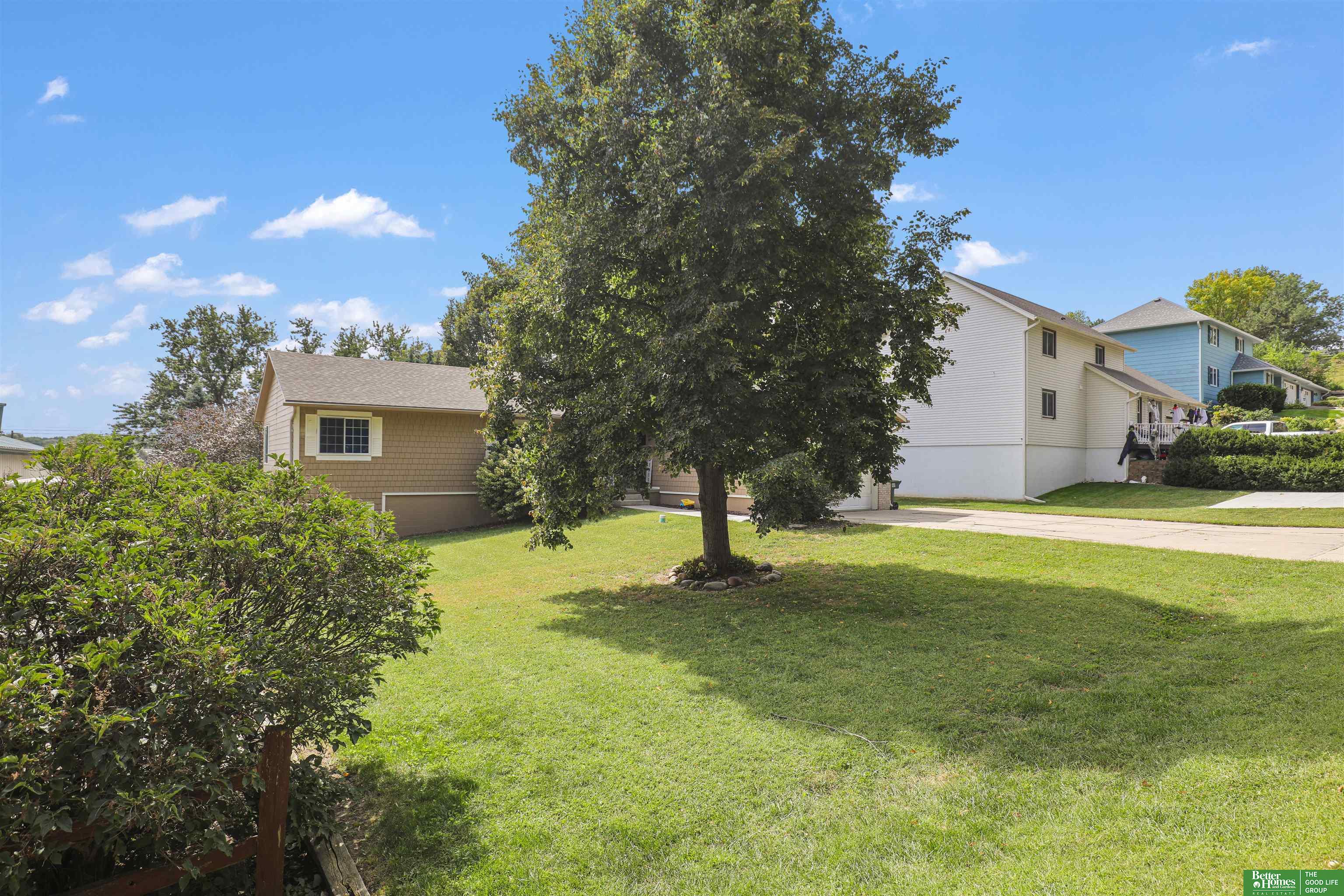10953 Arrowhead Drive