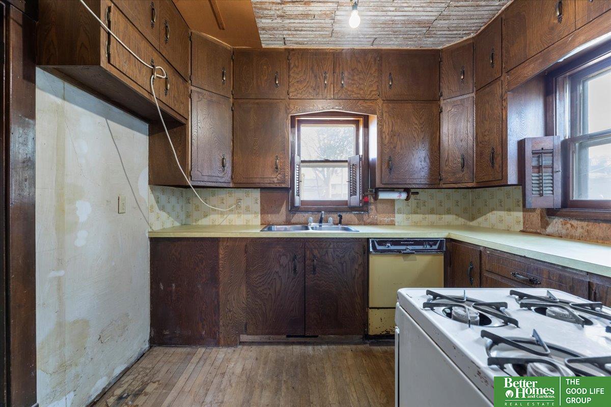 905 S 37th Street