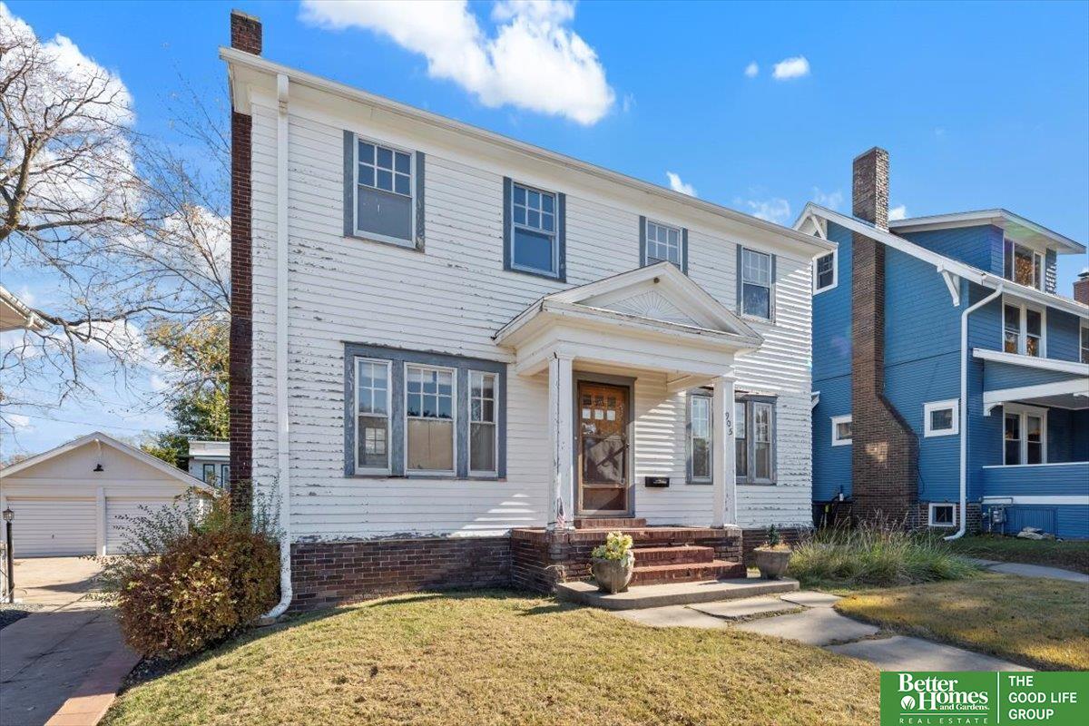 905 S 37th Street