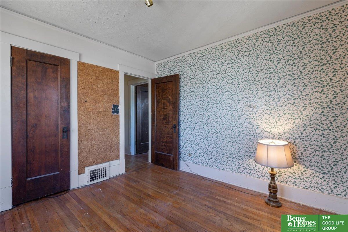 905 S 37th Street
