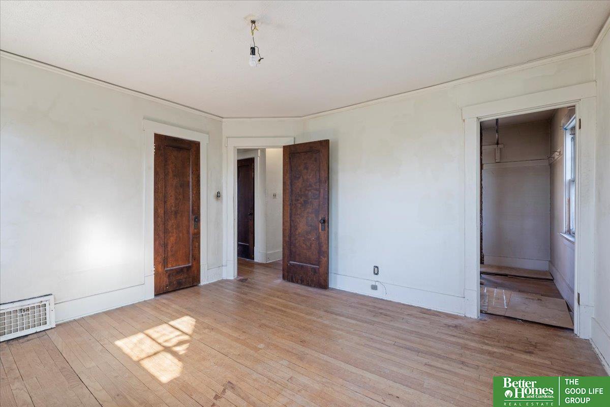 905 S 37th Street