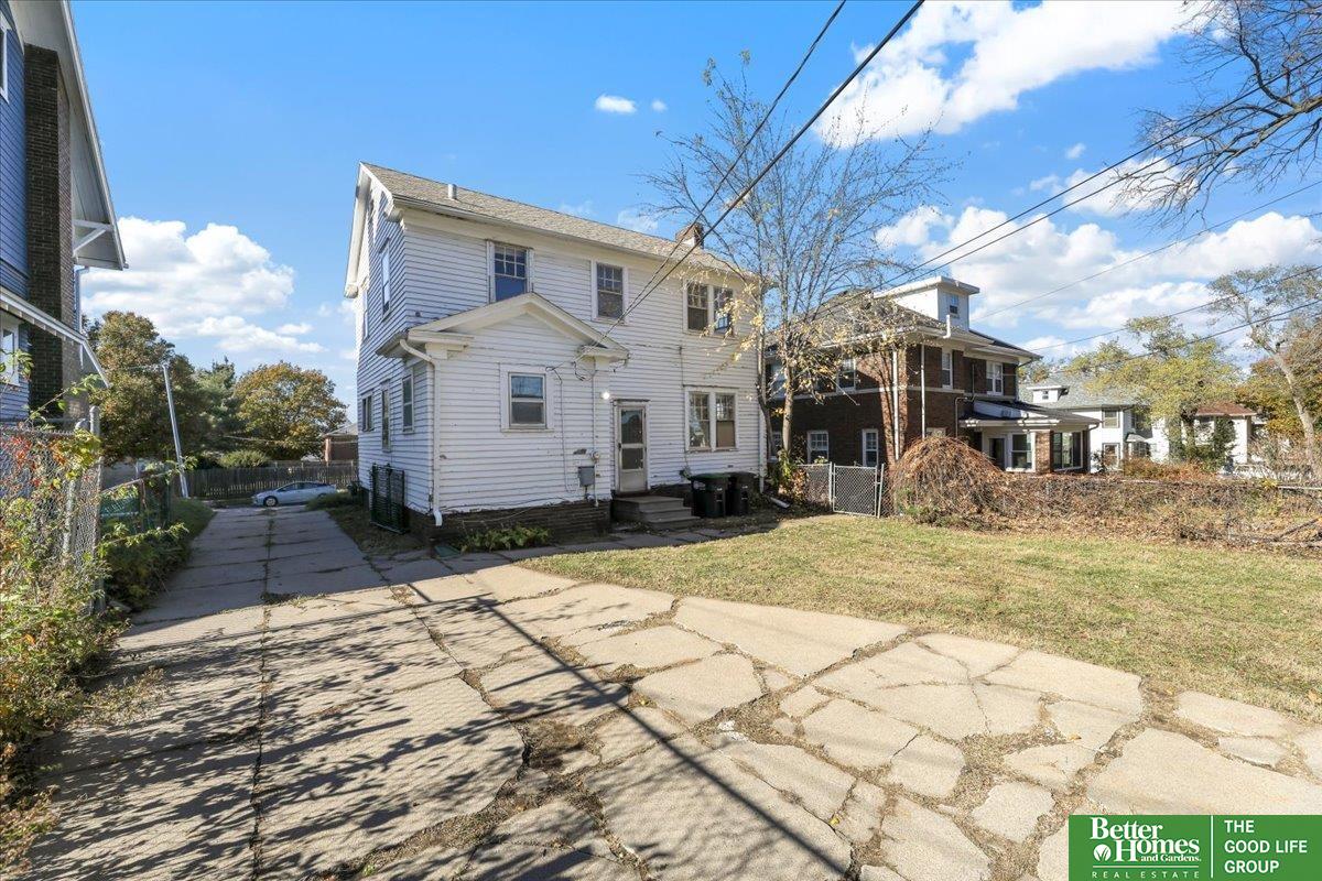 905 S 37th Street
