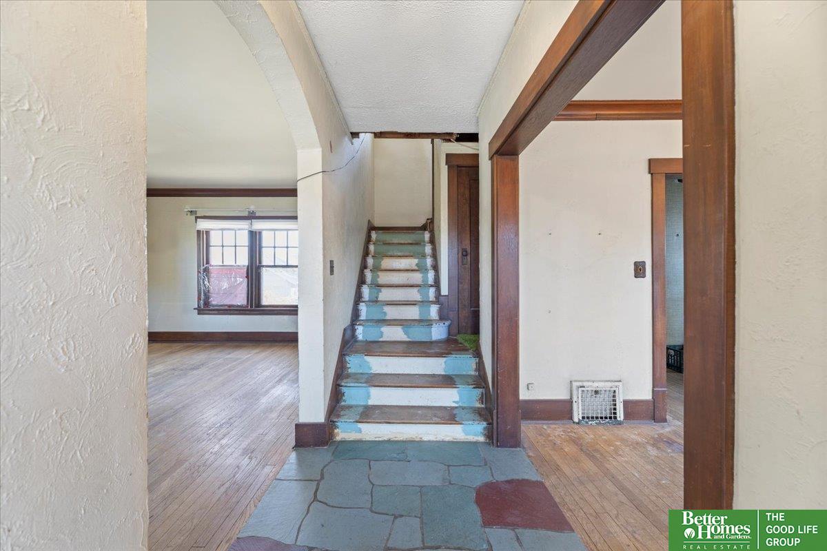 905 S 37th Street