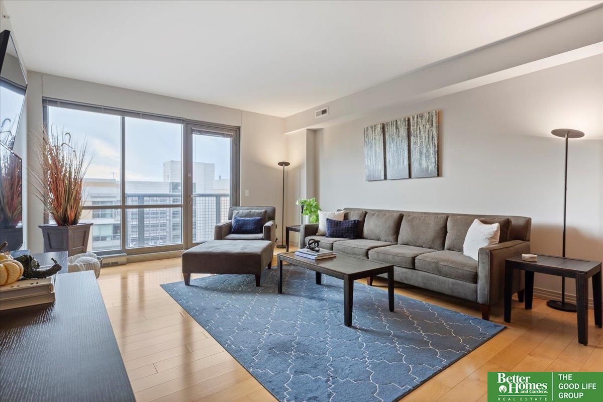 220 S 31 Avenue # 3608