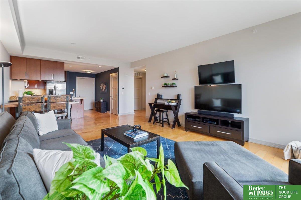 220 S 31 Avenue # 3608