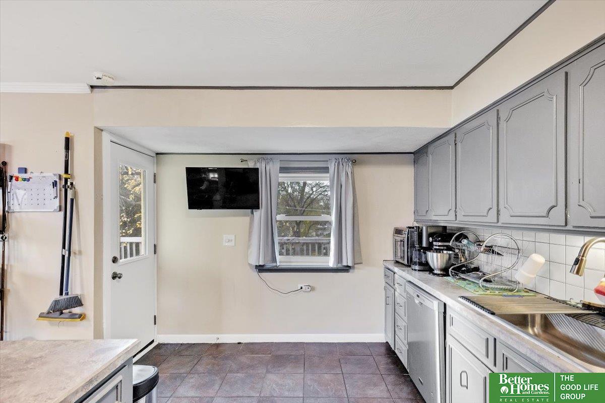 1301 Potter Road