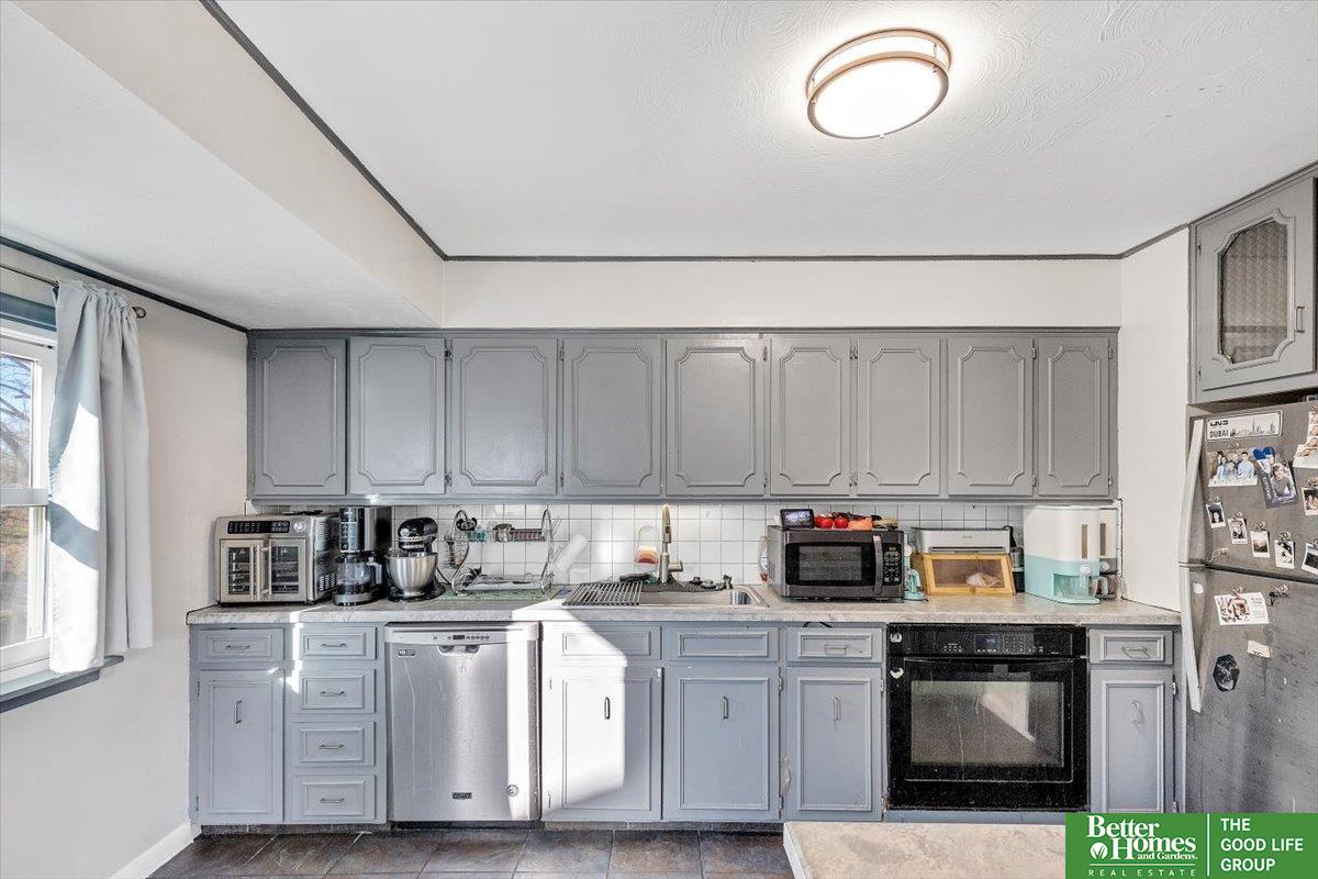 1301 Potter Road