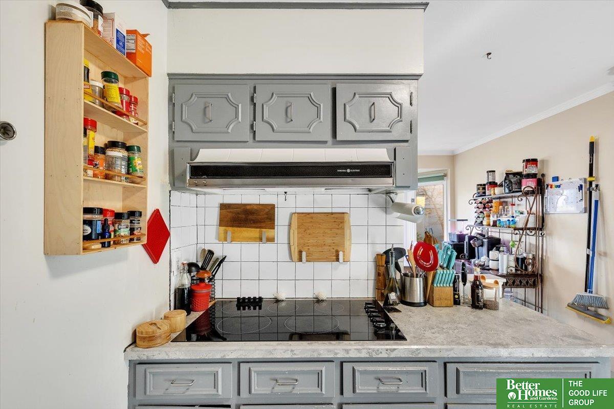 1301 Potter Road