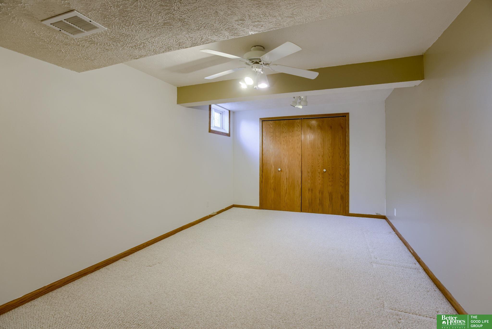 2403 Marilyn Drive