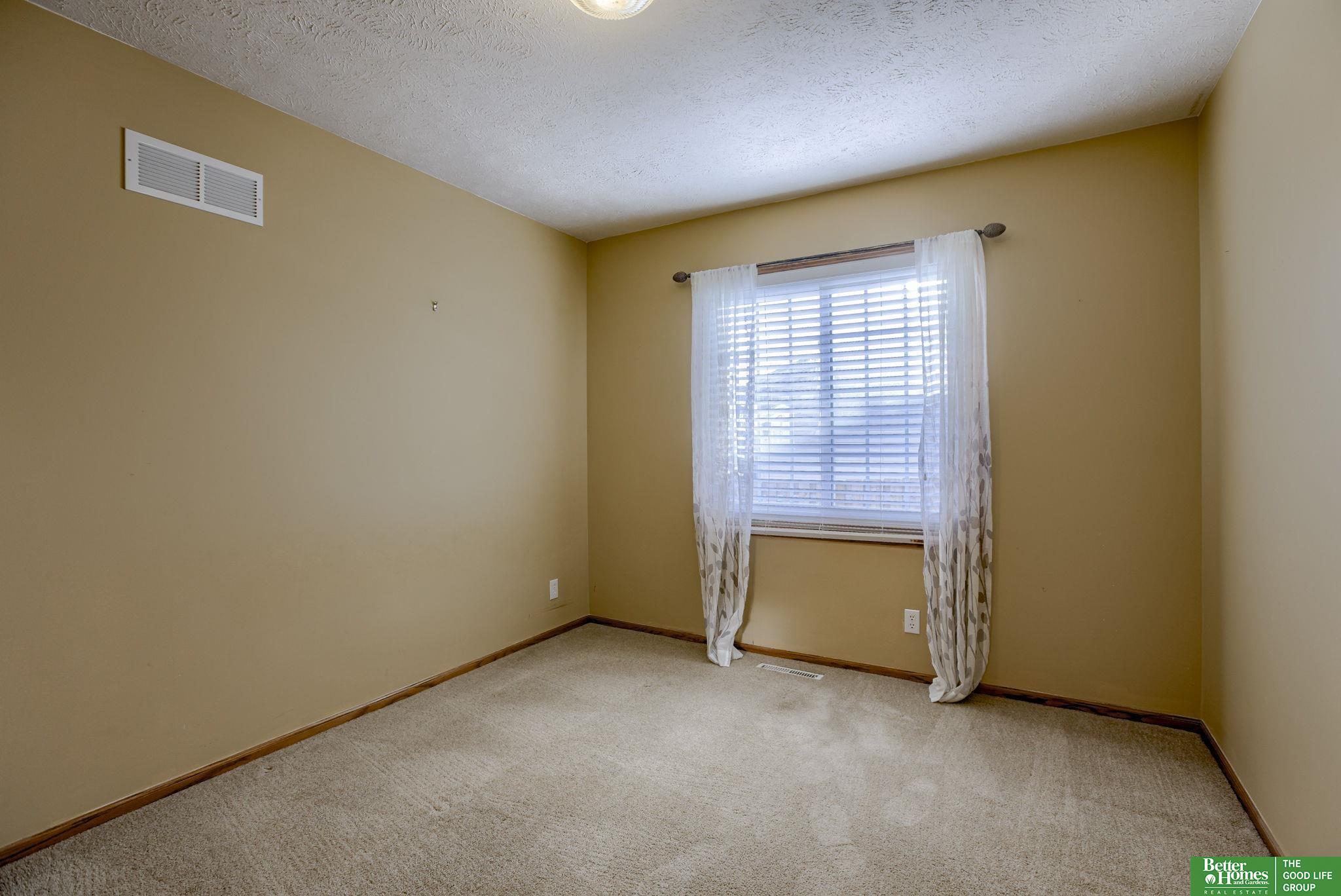 2403 Marilyn Drive