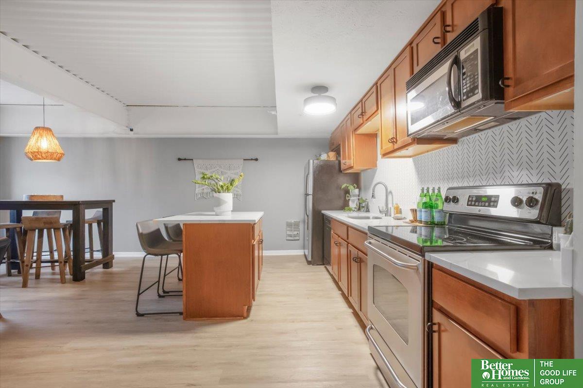 105 N 31st Avenue # 302