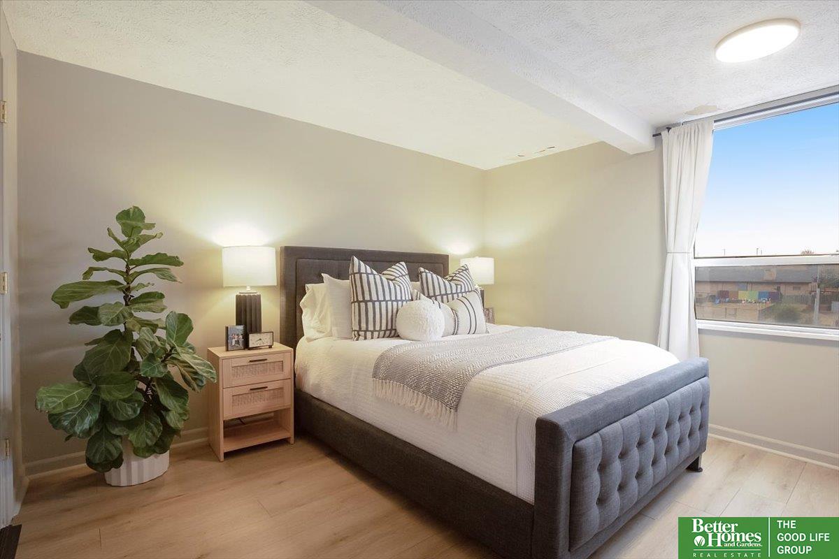 105 N 31st Avenue # 302