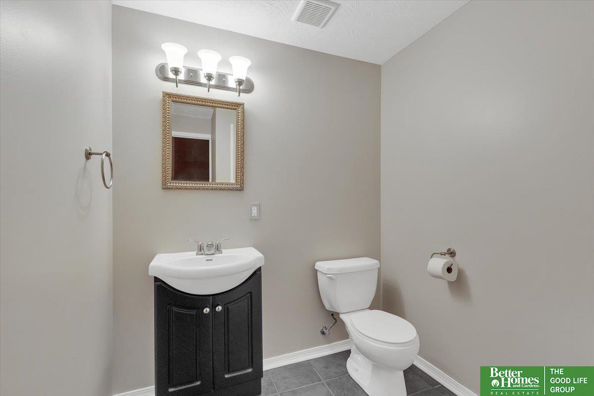 1004 Hardwood Drive