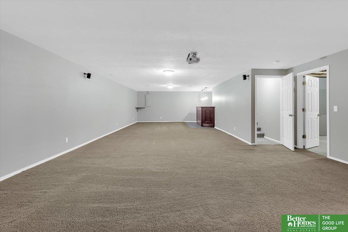 1004 Hardwood Drive