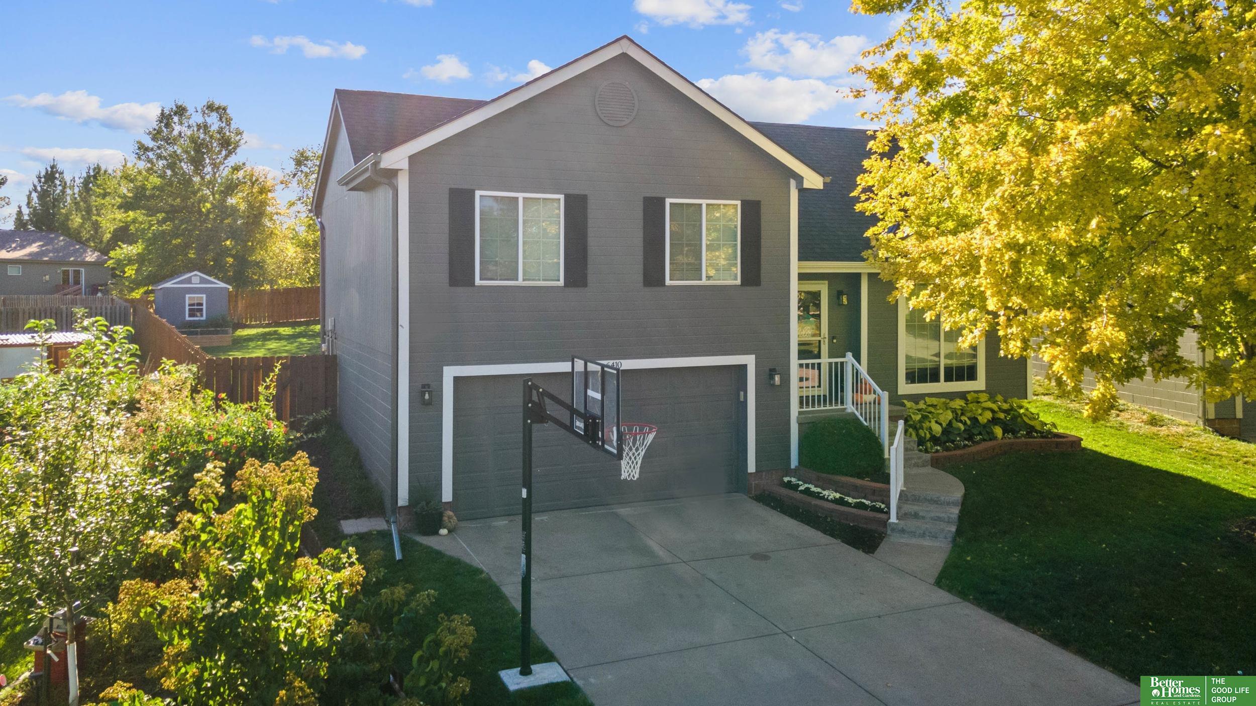 6410 N 149th Avenue