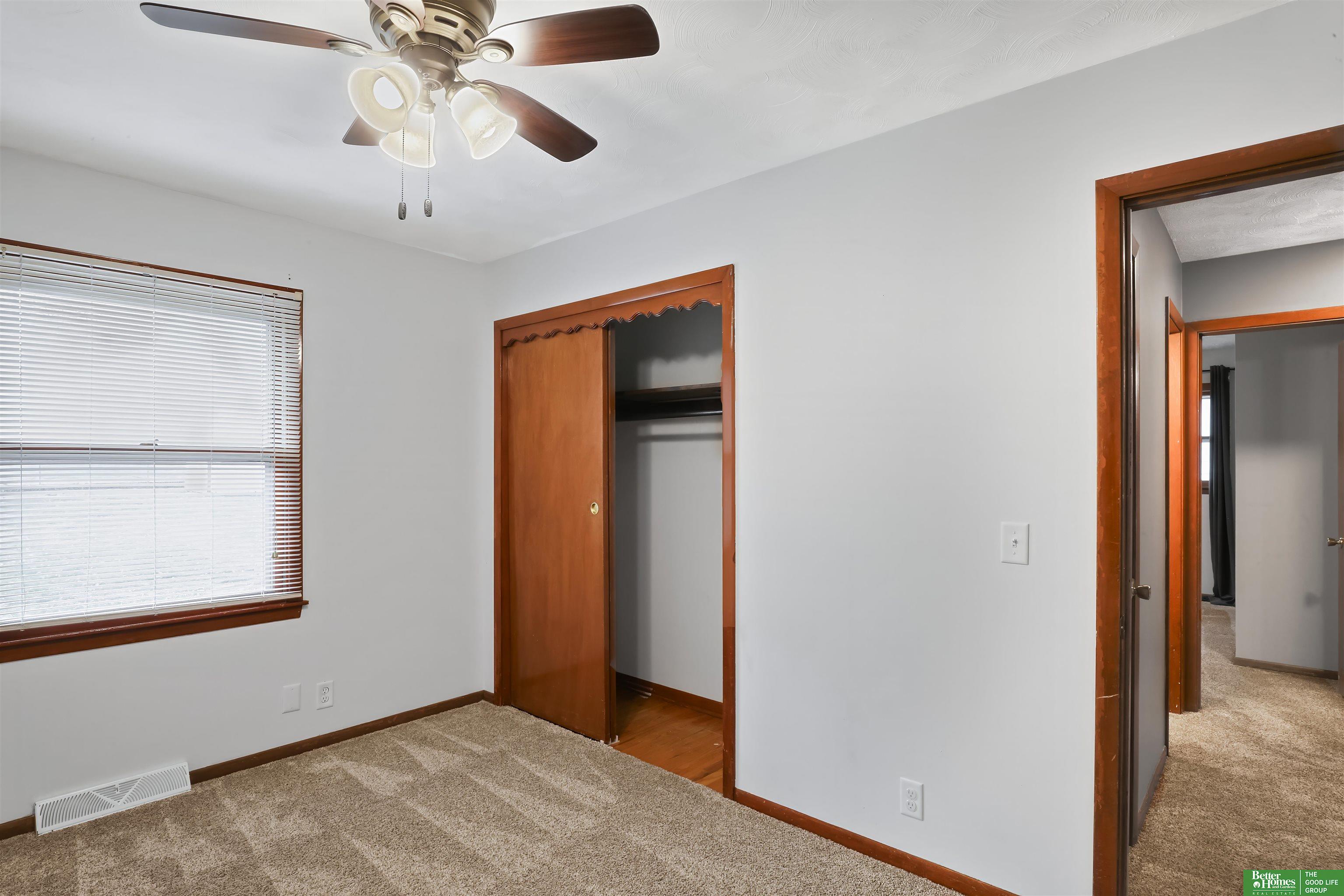 5106 Oaks Lane