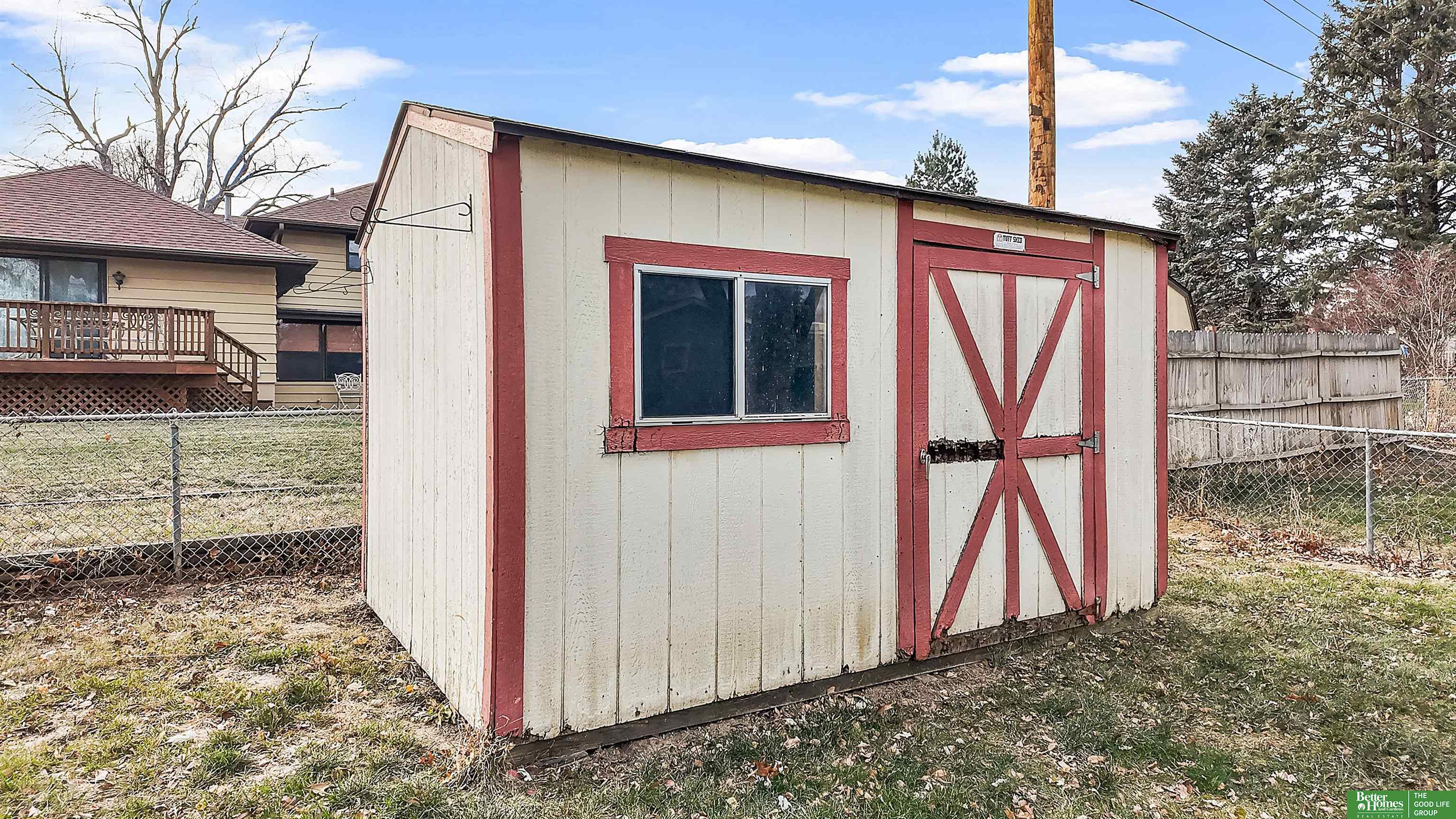5106 Oaks Lane