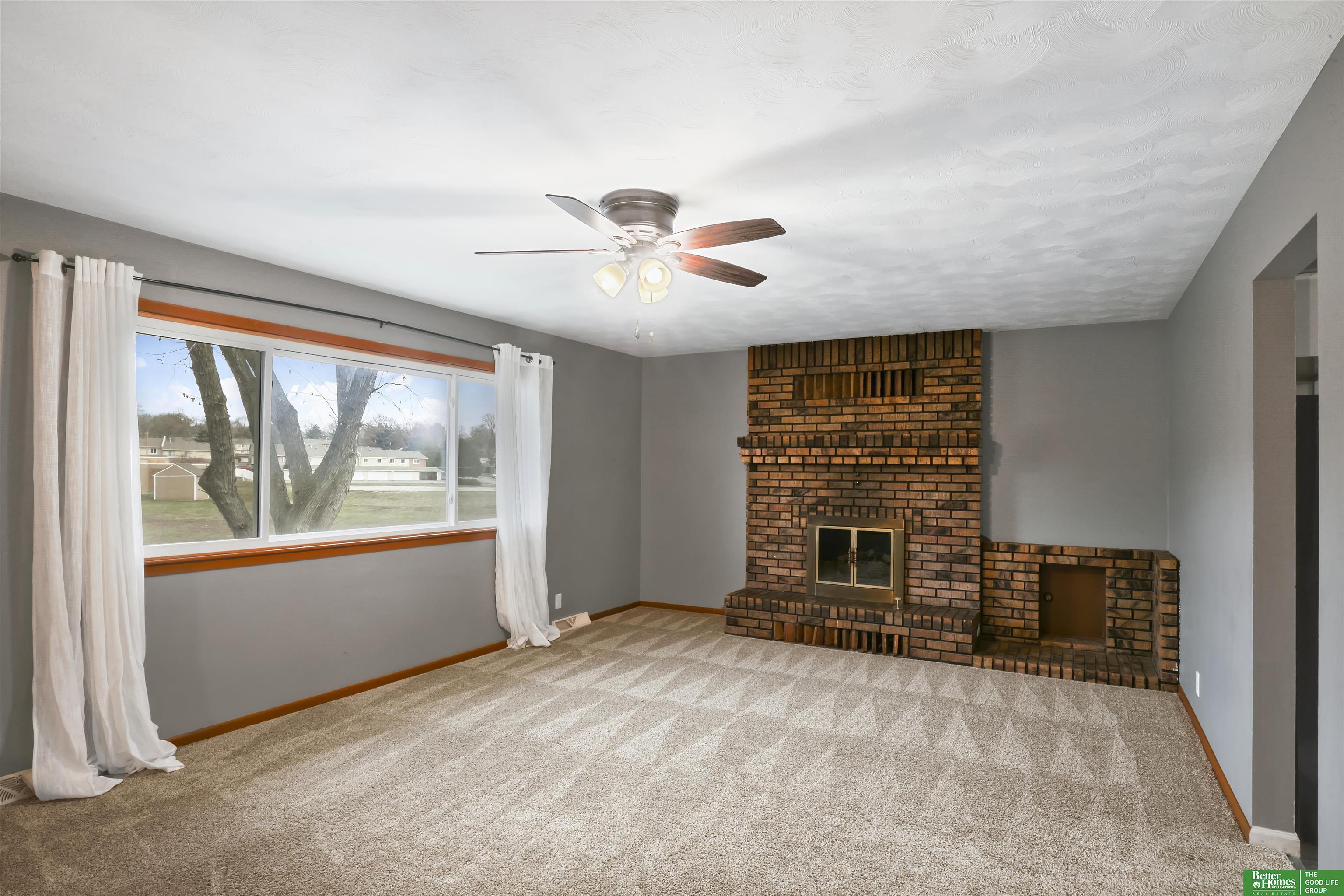 5106 Oaks Lane