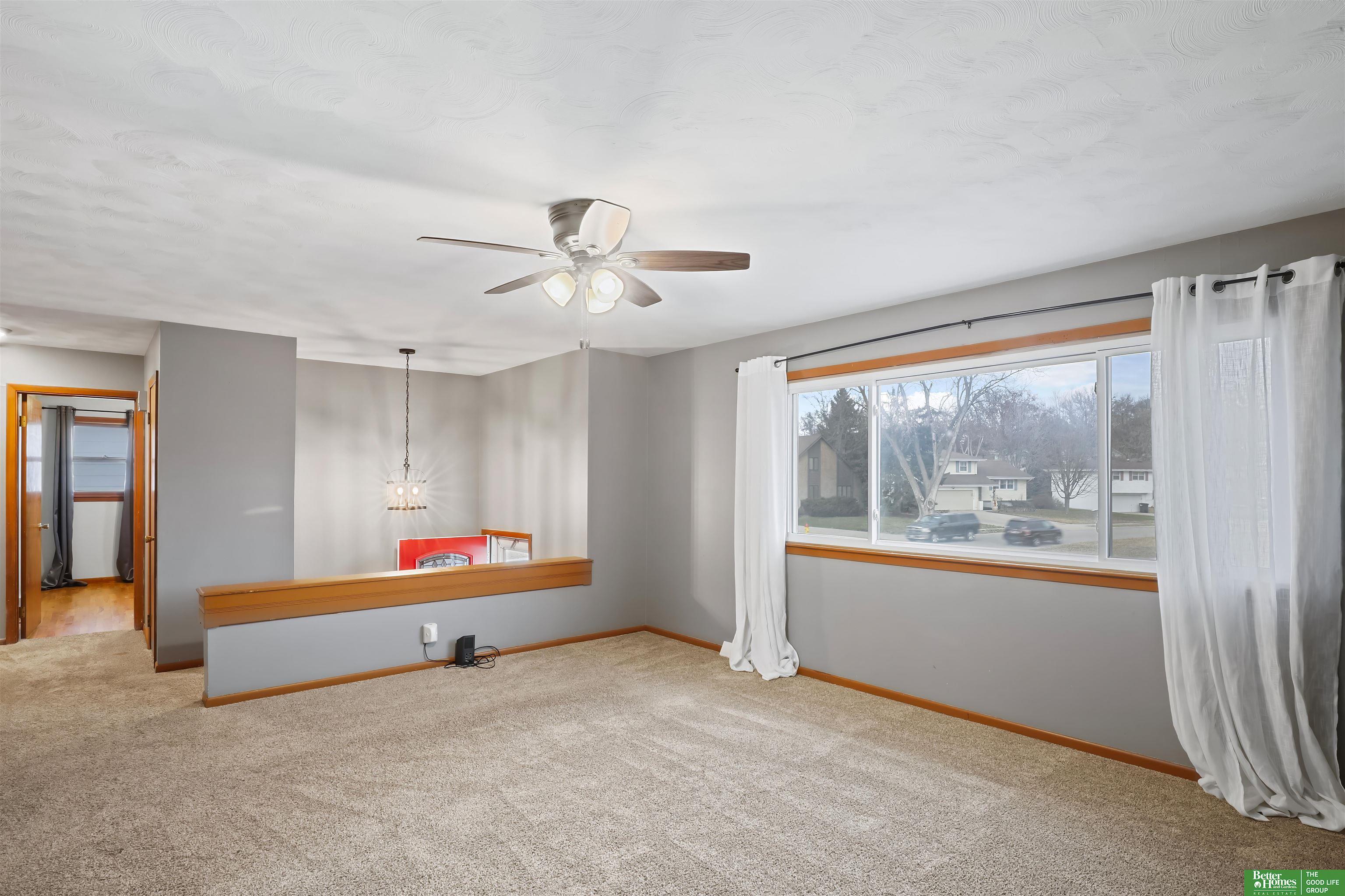 5106 Oaks Lane