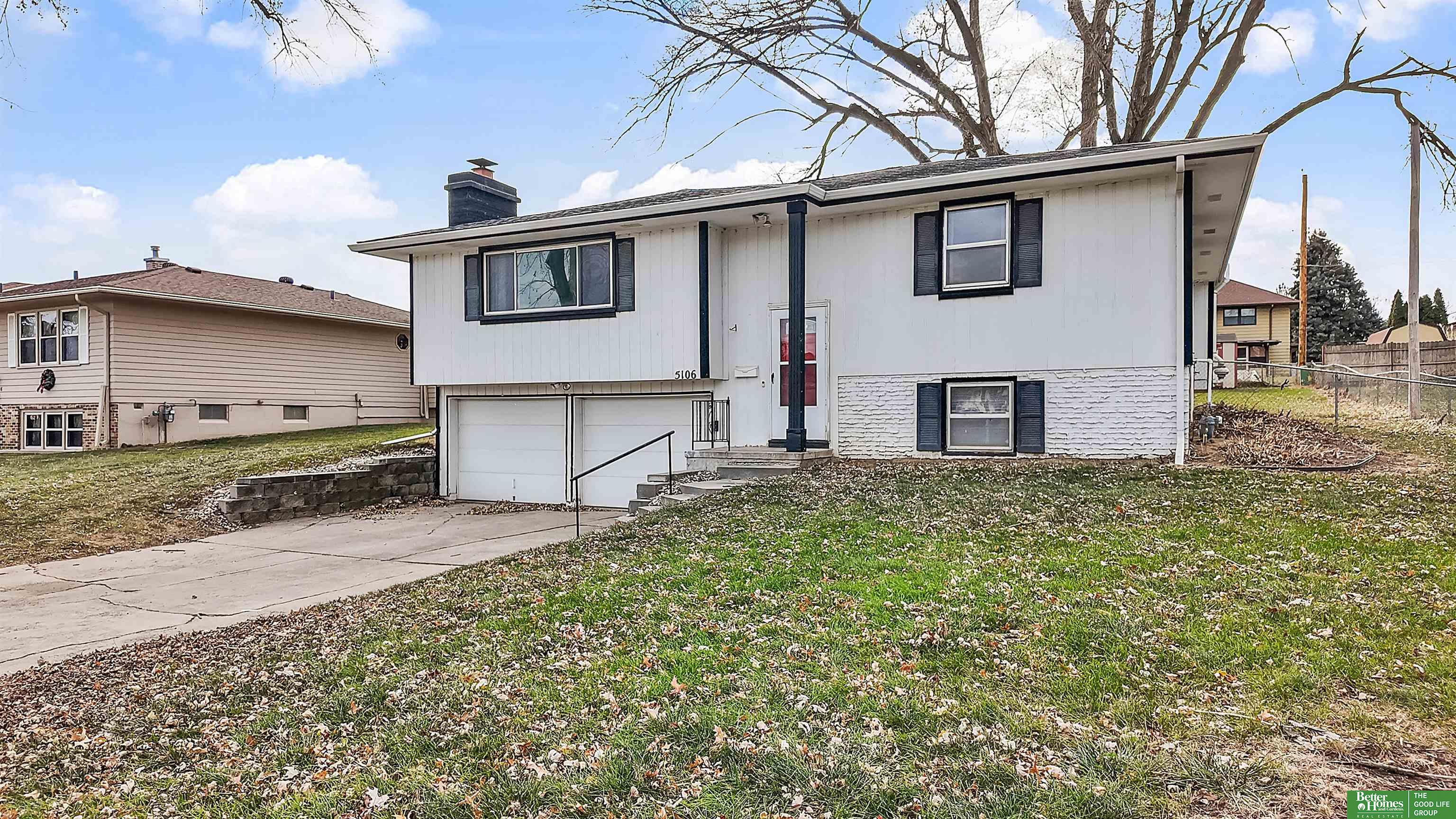 5106 Oaks Lane