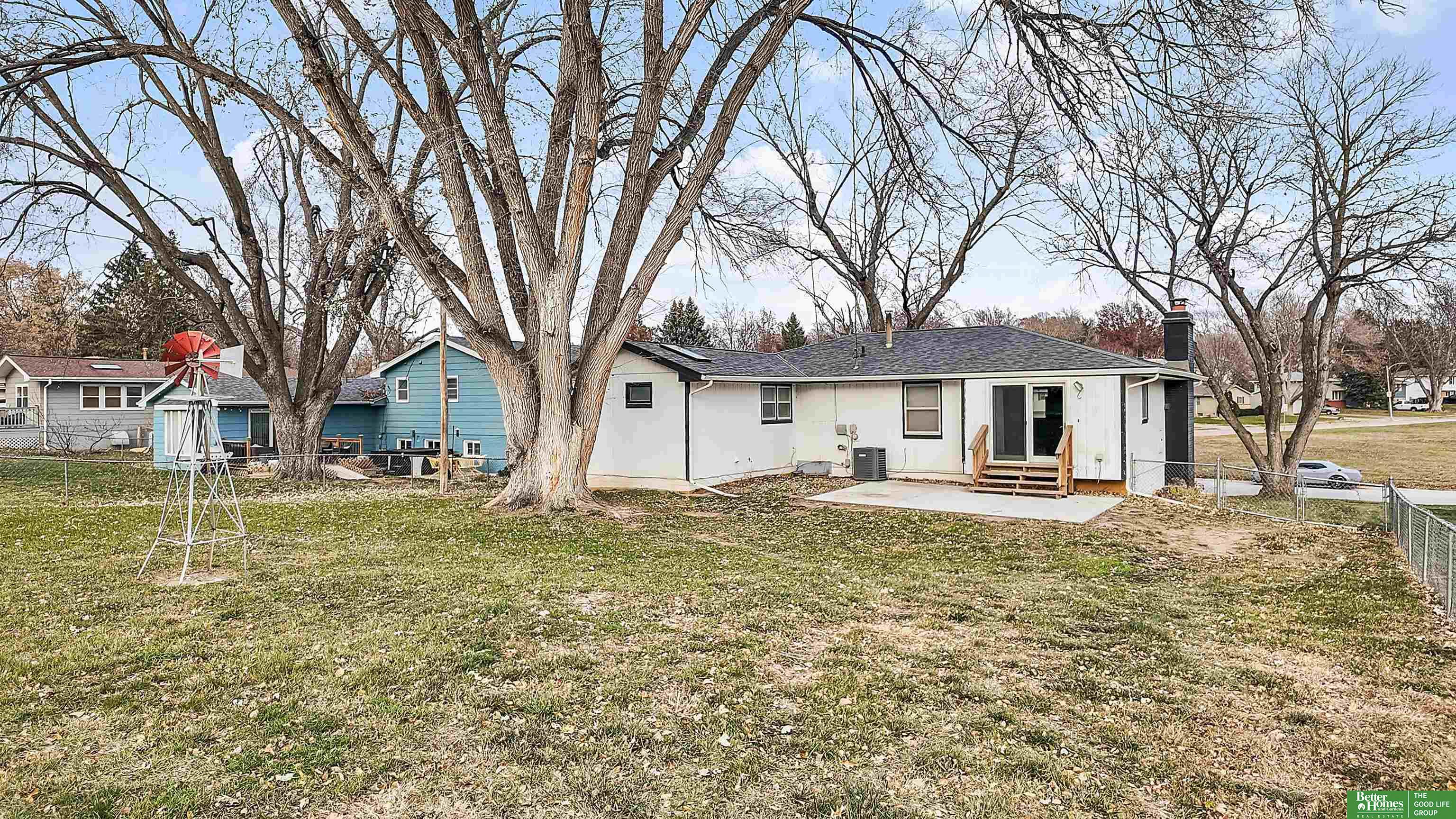 5106 Oaks Lane