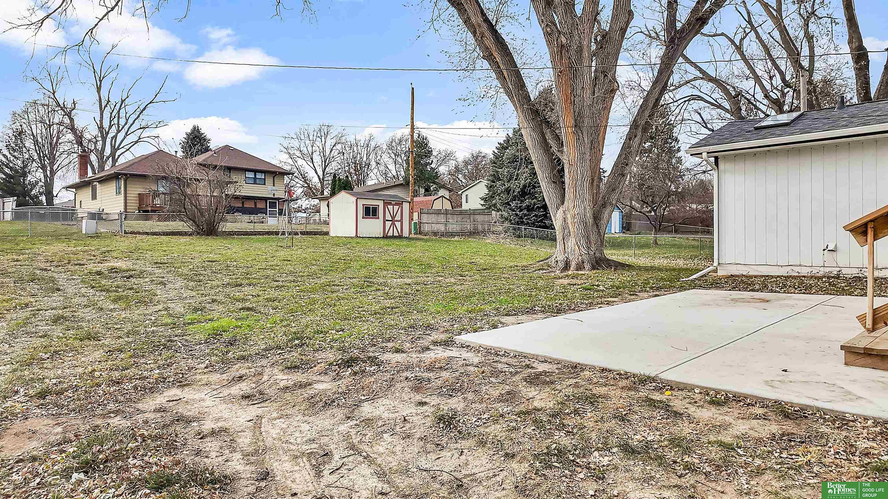 5106 Oaks Lane