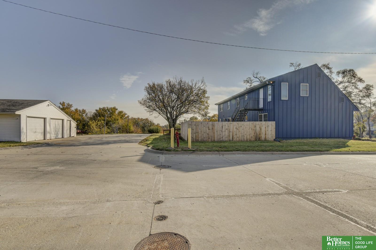 4302 Fort Street