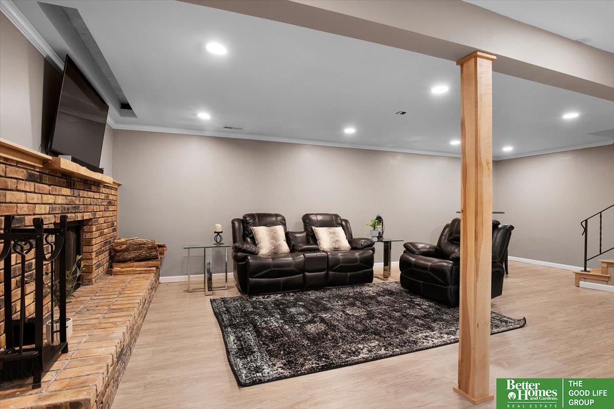 15036 Fieldcrest Drive