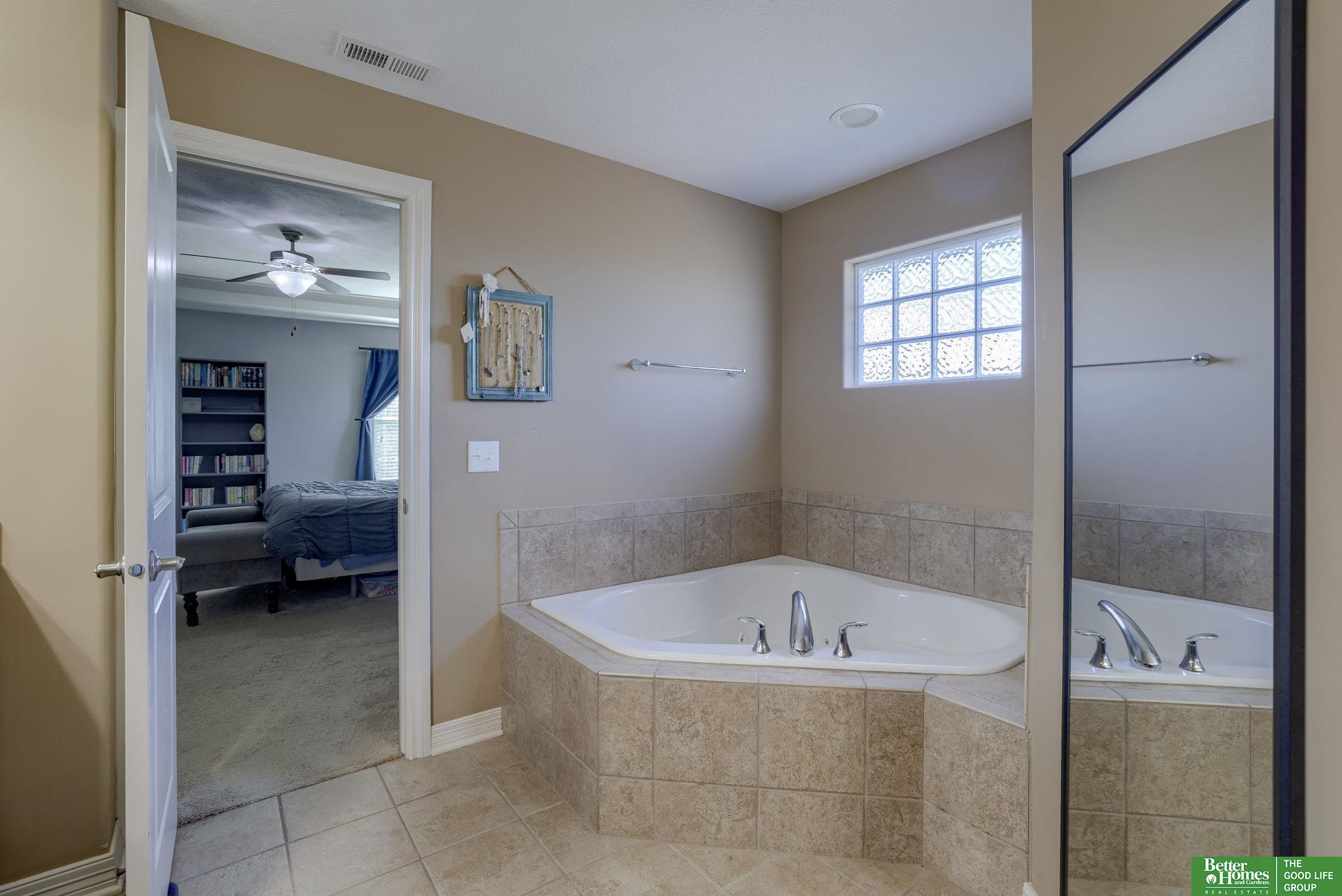 7615 Ponderosa Drive
