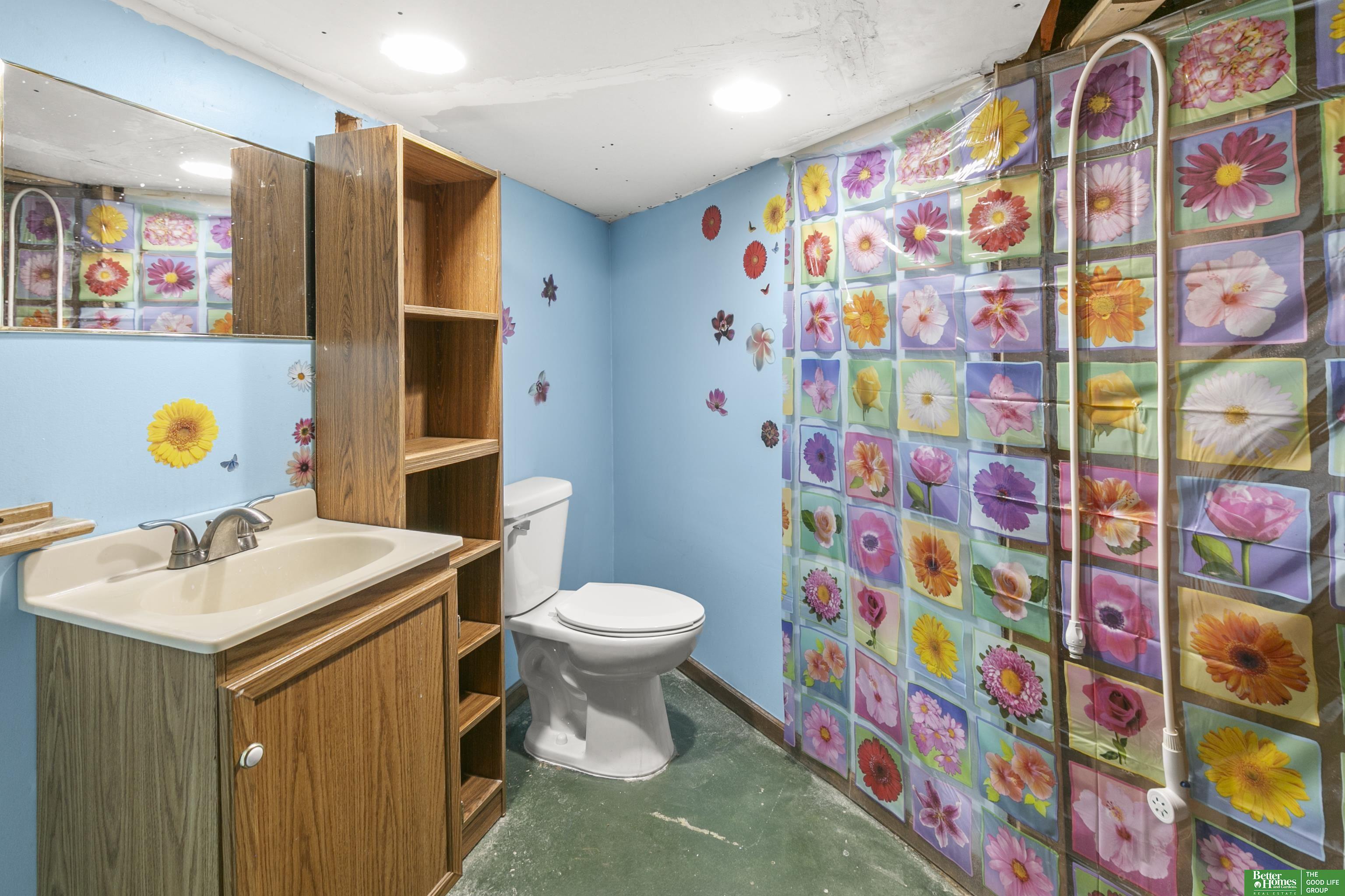 542 E 4th Street