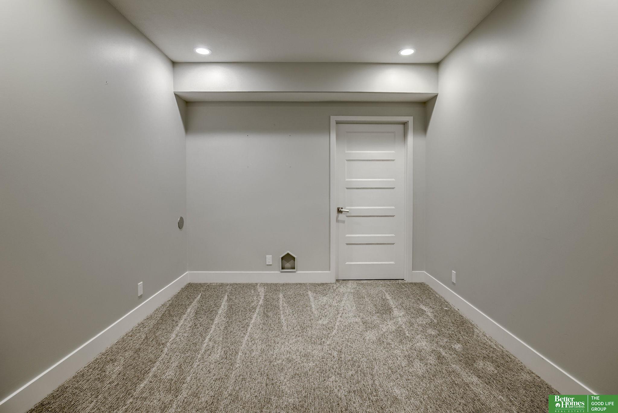 21135 Arbor Court