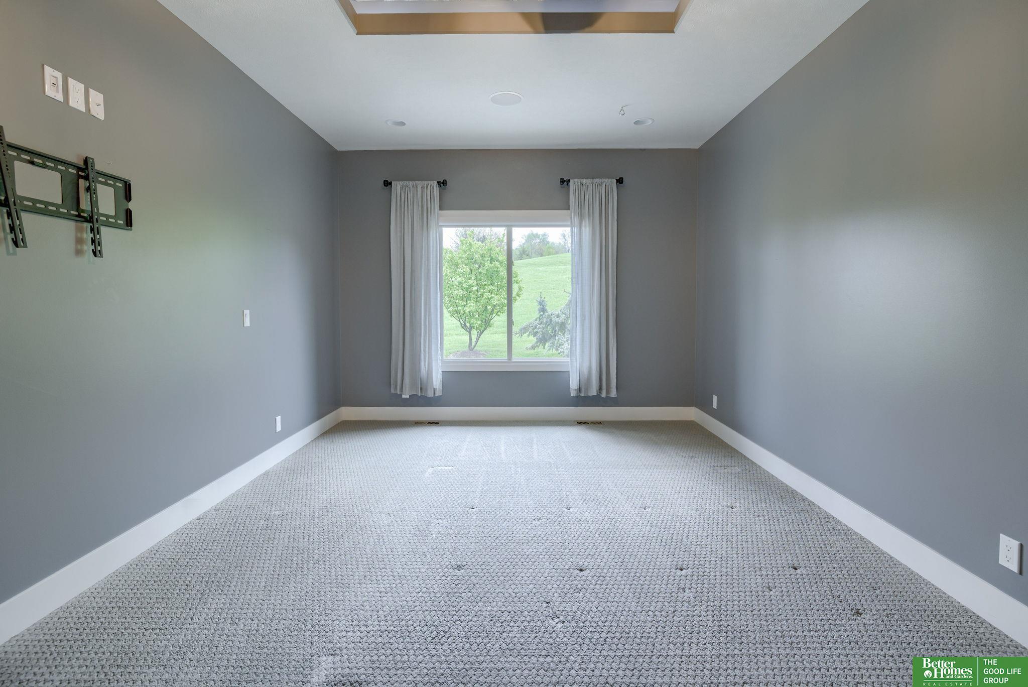 21135 Arbor Court