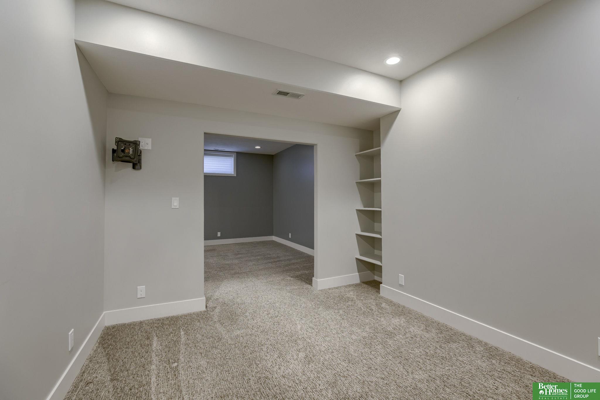 21135 Arbor Court