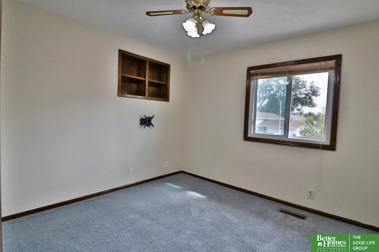 7504 S 47th Street