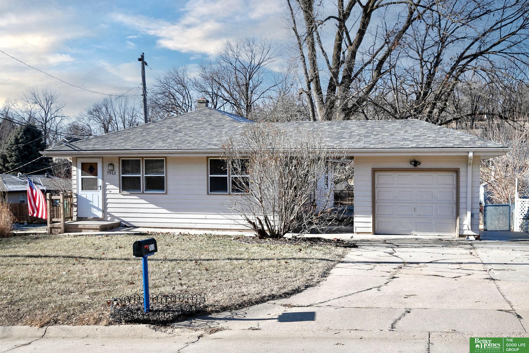 7912 N 39th Street