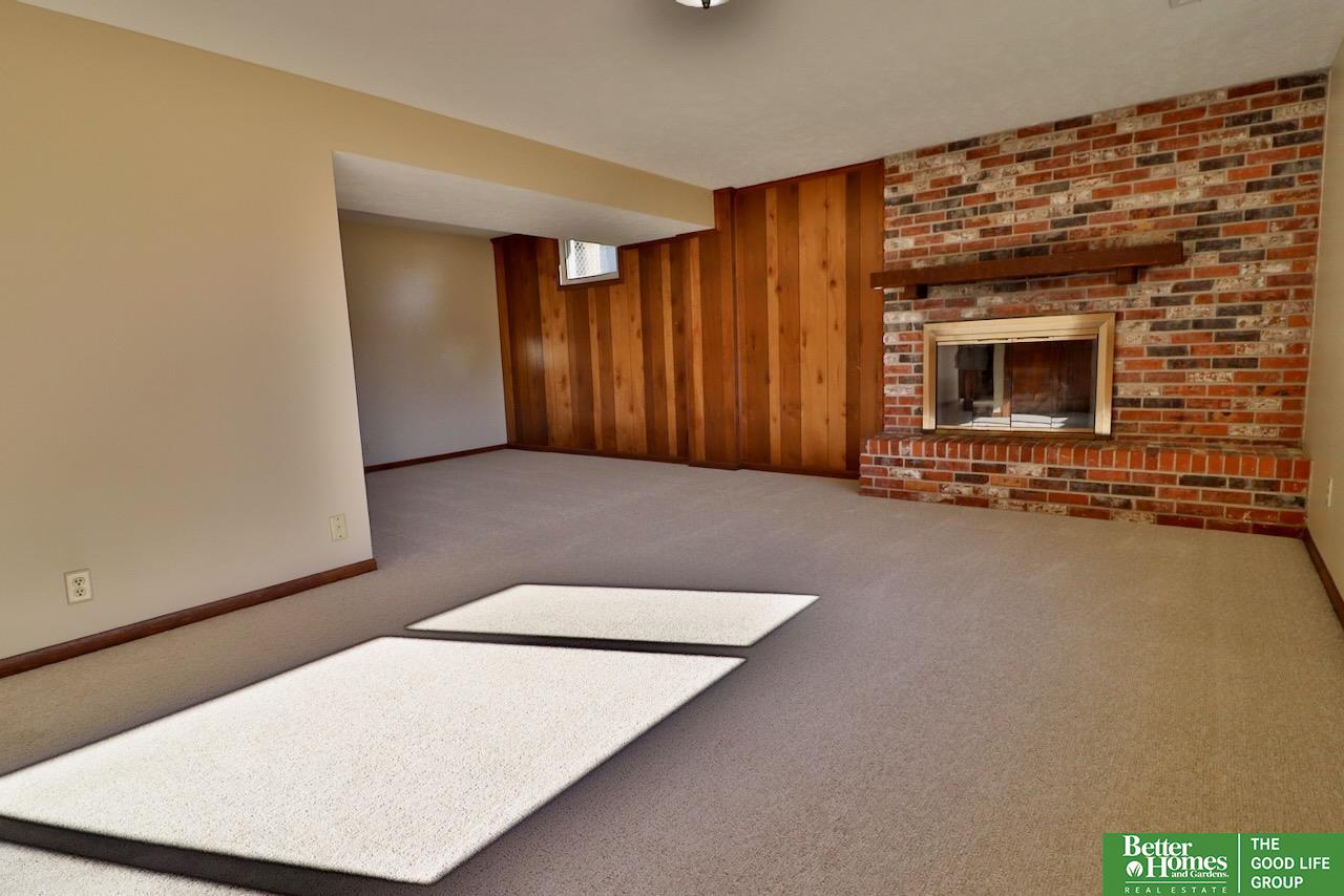 1410 Lawrence Lane