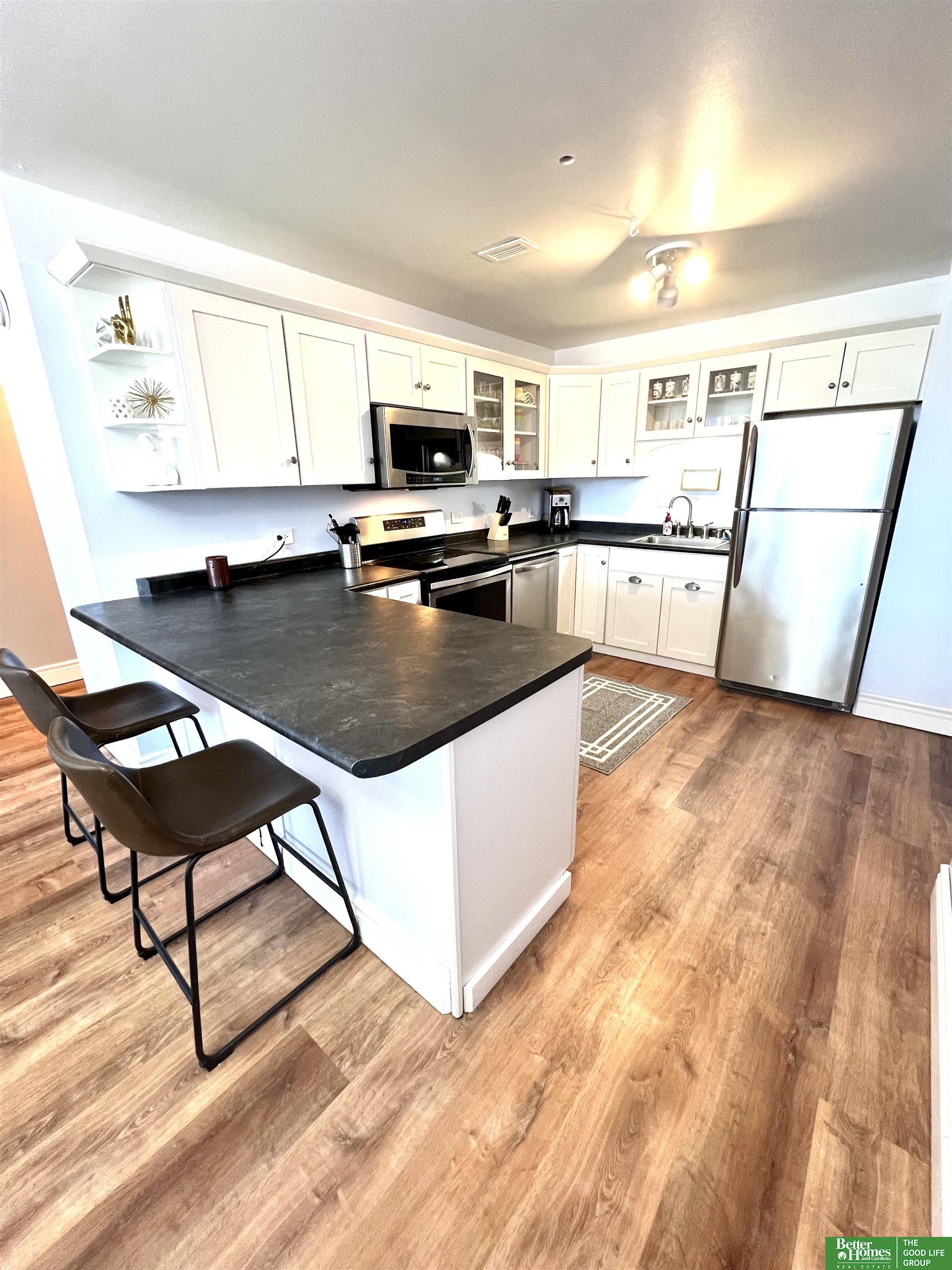 3000 Farnam Street # 2o