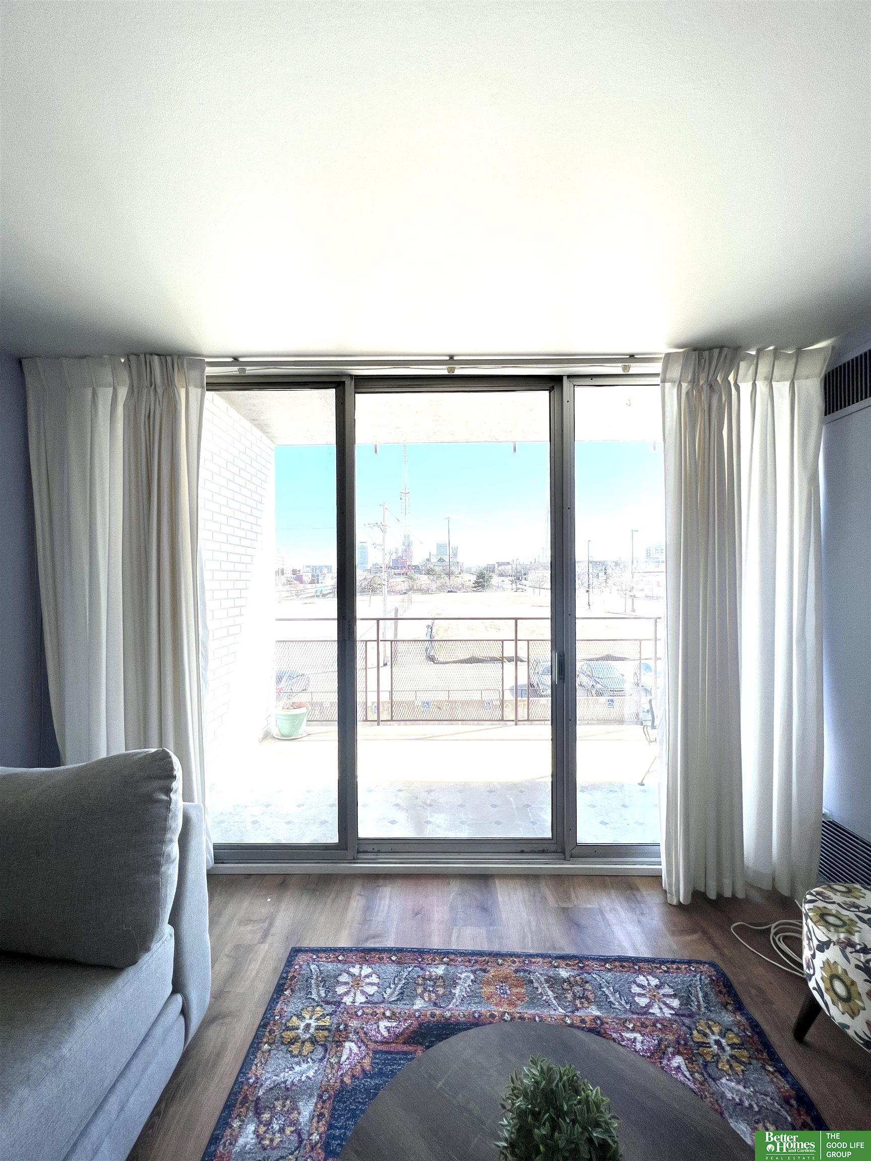 3000 Farnam Street # 2o
