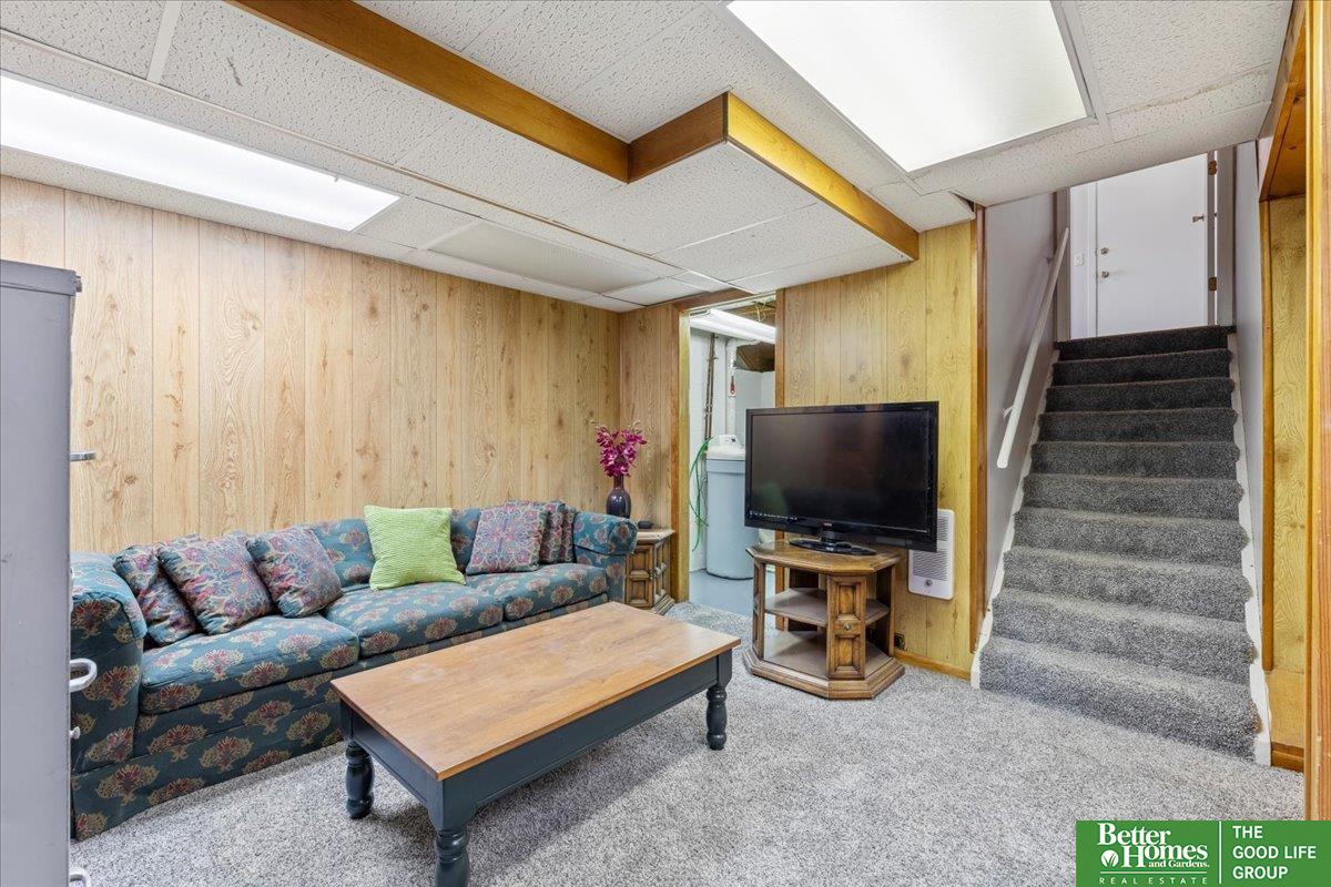 6023 S 149th Street