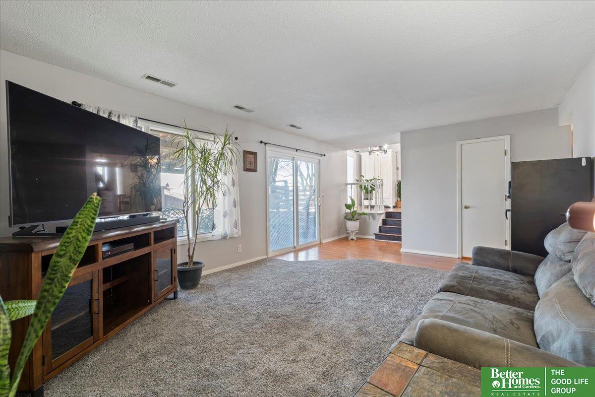 6023 S 149th Street