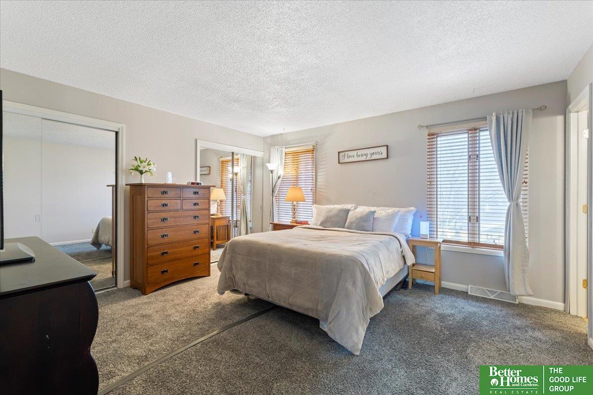 6023 S 149th Street