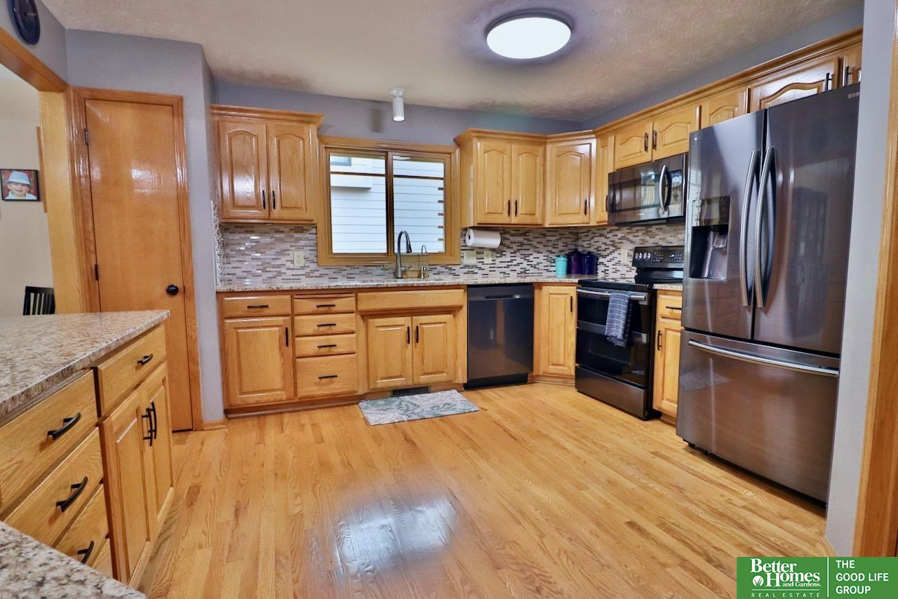 2327 N 150th Avenue